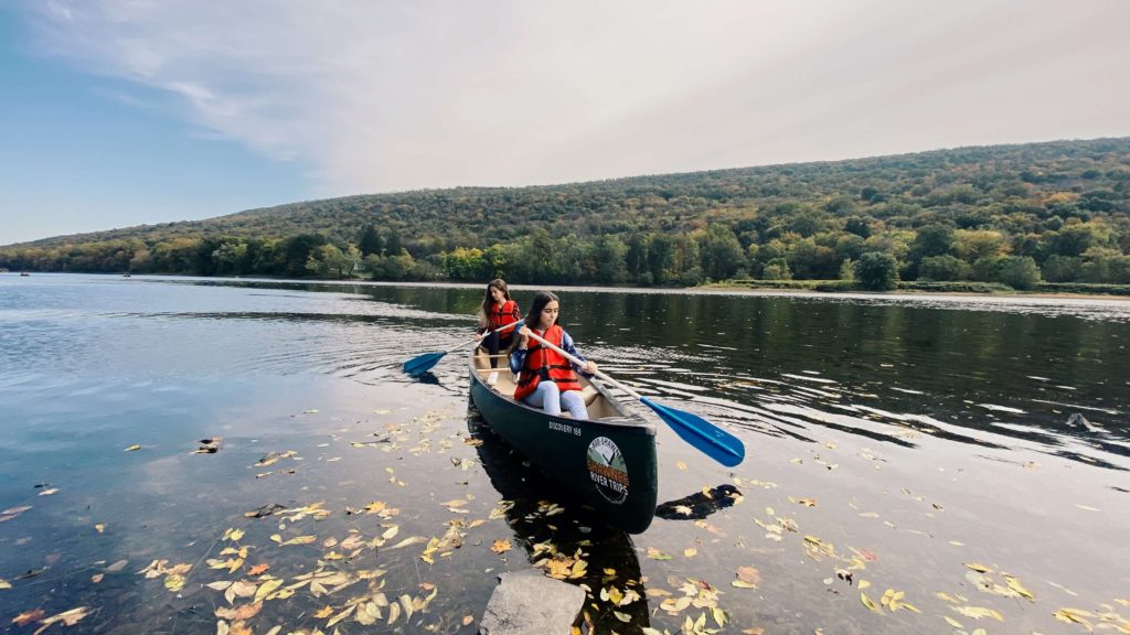 Poconos Resorts for Families - Shawnee Inn Kayaking