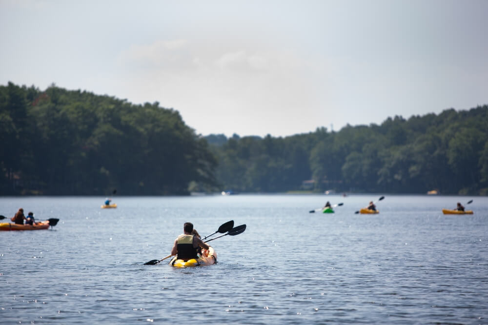 Poconos Resorts for Families - Woodloch kayaking
