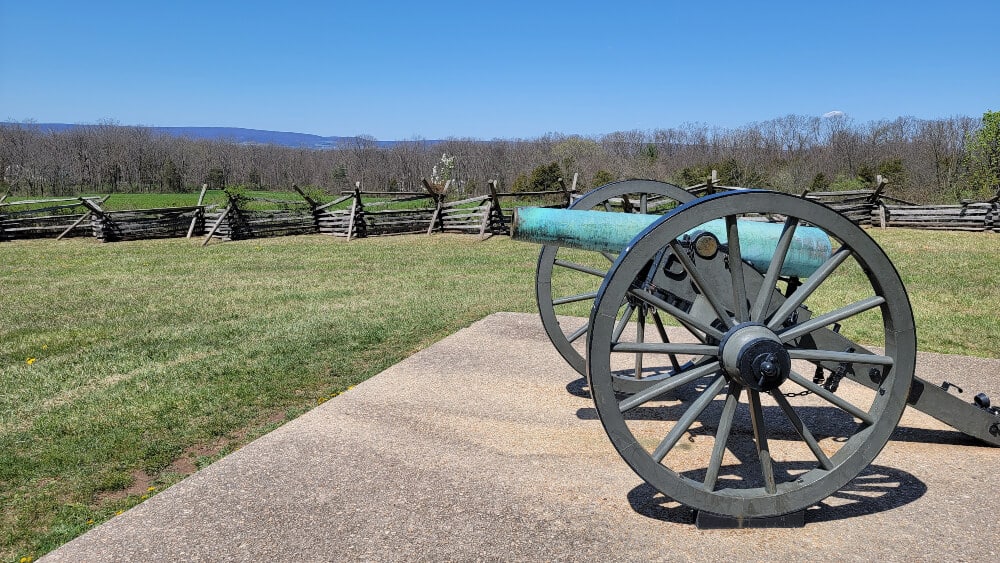 Blue cannon in the foreground at Gettysburg Battlefied