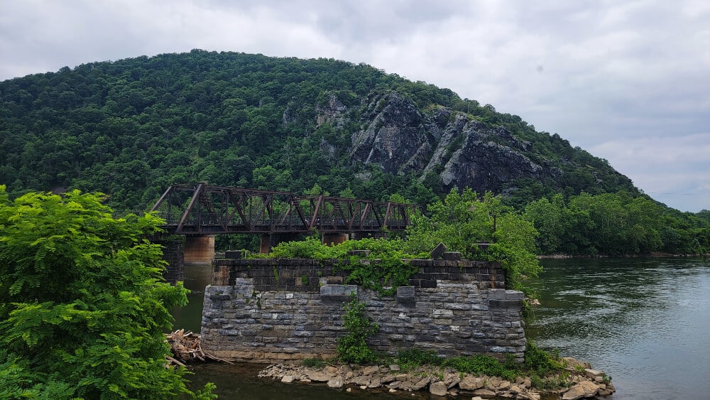 things to do in harpers ferry - train bridge to maryland heights