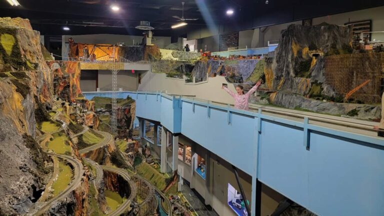 A Review of Northlandz Miniature Wonderland: Is It Worth Visiting ...