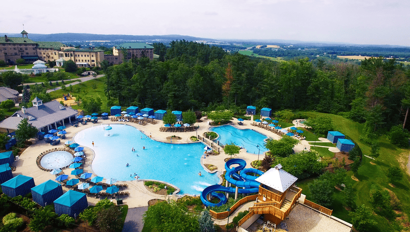 birds eye view of the outdoor pool at Hershey Hotel